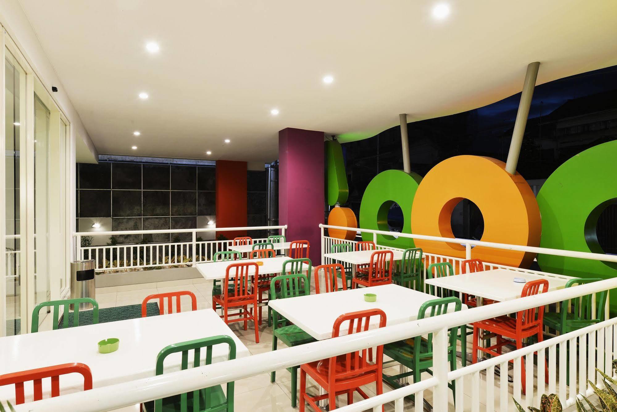 Pop! Hotel Malioboro - Jogjacarta Exterior foto