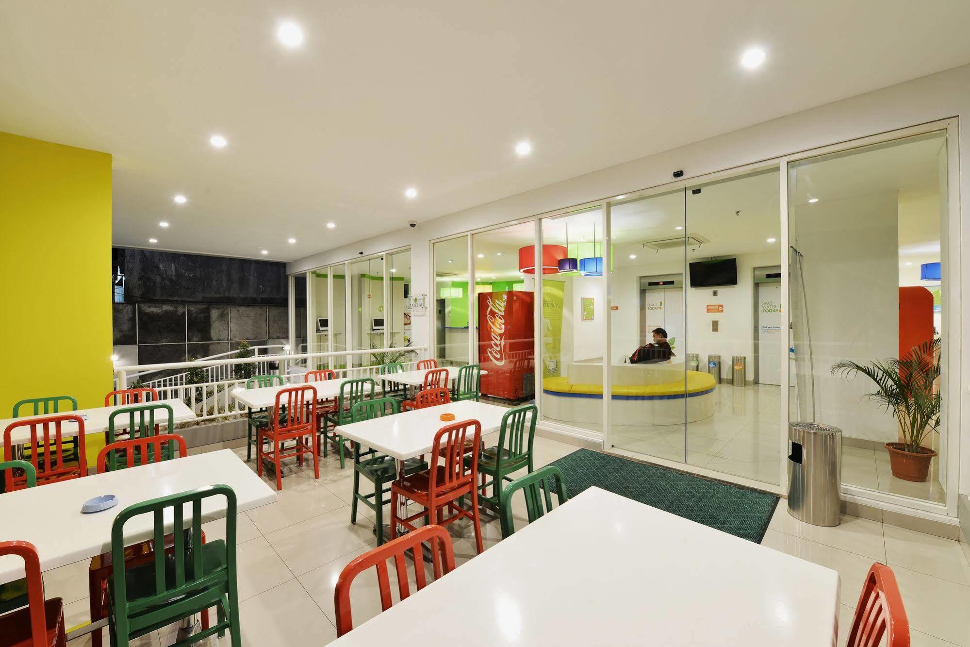 Pop! Hotel Malioboro - Jogjacarta Exterior foto